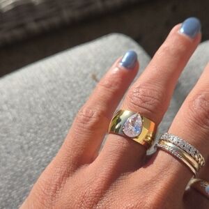 Nwt Non Tarnish Pear Cubic Zirconia Ring